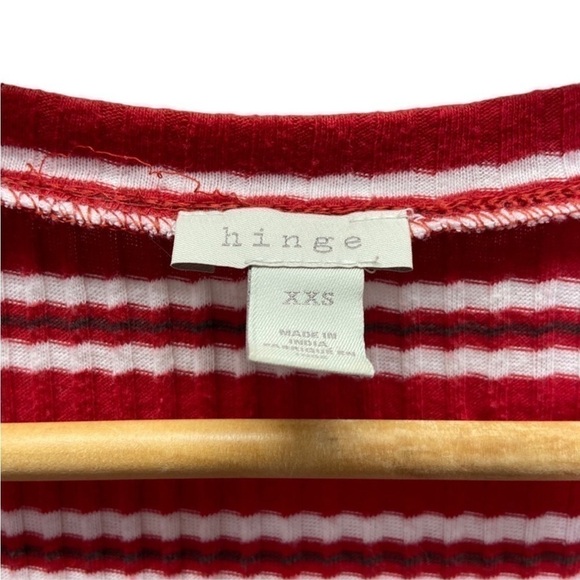 Hinge 90's Style Striped V Neck Tee Sz XXS - Picture 4 of 5